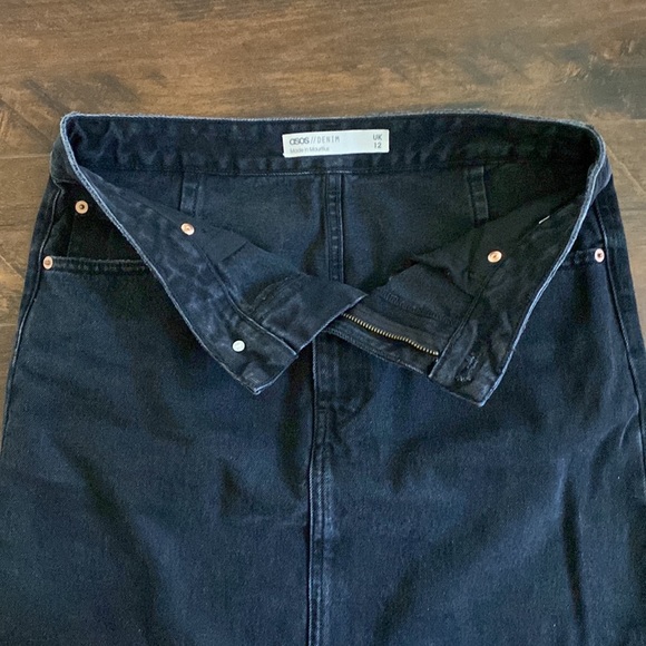 ASOS - Black Denim Mini Skirt - US 8 - Picture 2 of 4